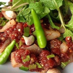 ก้อยเนื้อดิบ