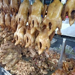 เจ๊ไพ เป็ดพะโล้ ตลาดใหม่