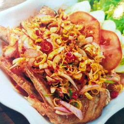 ปีกไก่ทอดซอสต้ม