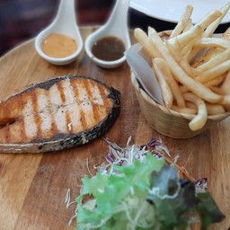 สเต็กแซลมอน