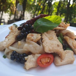 ก๋วยเตี๋ยวผัดขี้เมา