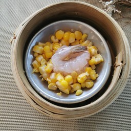 ลูกชิ้นหมูหน้ากุ้ง