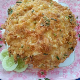 ข้าวไข่เจียวแหนม