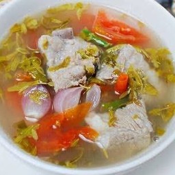 ต้มไก่เนื้อ ใบมะขามอ่อน