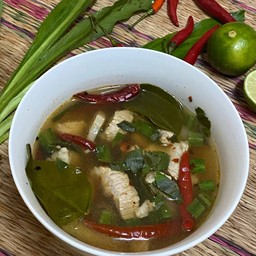 ต้มแซ่บเนื้อ