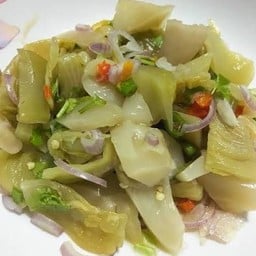 ยำผักกาดดองกระป๋อง