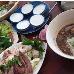 ก๋วยเตี๋ยวเรือร้อยเอ็ด