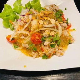 ยำวุ้นเส้นหมูสับ