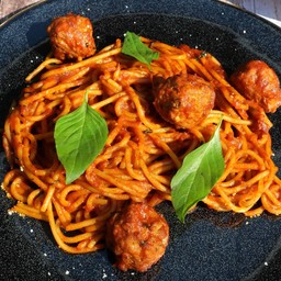 สปาเก็ตตี้พอร์คบอล