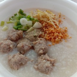 ร้านโจ๊กน้องพอใจกับขนมจีนน้ำเงี้ยว