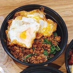 ข้าวผัดกะเพรา