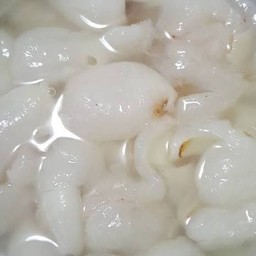 ลิ้นจี่ลอยแก้ว