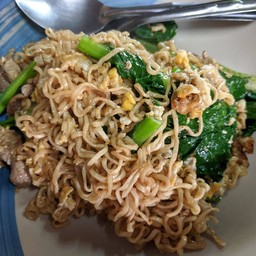 มาม่าผัดซีอิ้ว