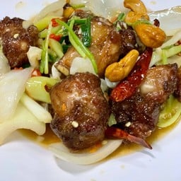 ซีโคร่งผัดพริกไทยดำ