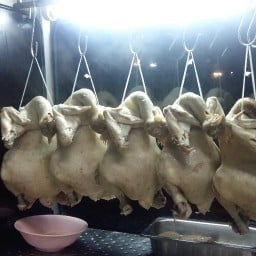 เฮียไช้ข้าวมันไก่ตอน