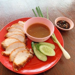 หมูแดงเฮียตี๋