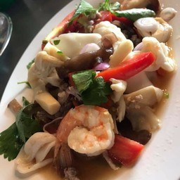 ยำเห็ดรวม