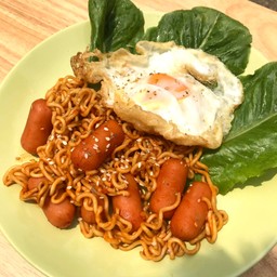 มาม่าเกาหลีไข่ดาว