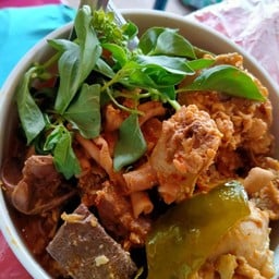 เจ๊มนตร์ ขนมจีนแซ่บ