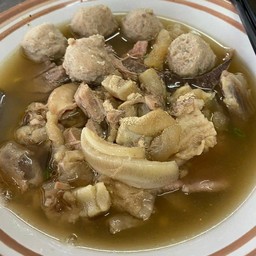 เกาเหลาเนื้อรวมพิเศษ