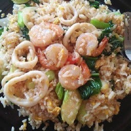 ก๋วยเตี๋ยวน้องมุก อาหารตามสั่ง