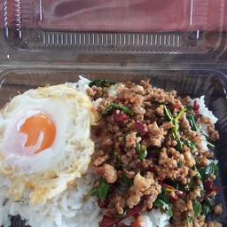 ร้านเฮียอ้วนอาหารตามสั่ง