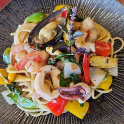 สปาเก็ตตี้ ทะเล ผัดขี้เมา