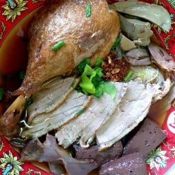 ก๋วยเตี๋ยวเป็ดราชวัตร สาขา 2 หน้า CJ MALL (สี่แยกพิชัย) สาขา 2 หน้า CJ MALL (สี่แยกพิชัย)