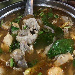 ต้มแซ่บกระดูกหมูอ่อน