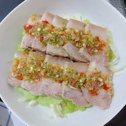 สามชั้นแซ่บราดซีฟู้ดมะนาวสด