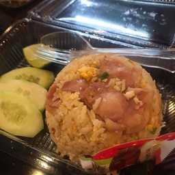ข้าวผัดเบคอน