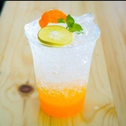 ส้มอิตาเลี่ยนโซดา