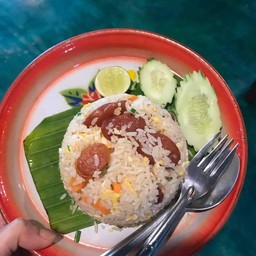 ข้าวผัดกุนเชียง