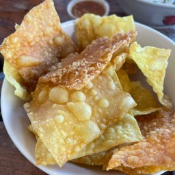 เกี๊ยวทอดซอสหม่าล่า