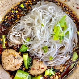 ก๋วยเตี๋ยวเรือนายนอ (เจ้าเก่า)