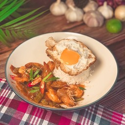 ข้าวผัดพริกแกง...อร่อยเฉย Size S ฟรีไข่