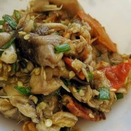 เจ๊บลป่นเห็ดฟาง (ตลาดโต้รุ้ง)