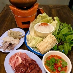 จิ่มจุ่มชุดหมู