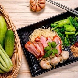 บะหมี่เกี๊ยวแห้งหมูแดงพิเศษ