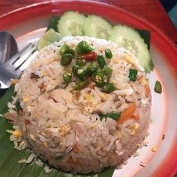 ข้าวผัดปลาเค็ม