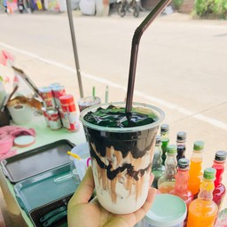 ร้านนมสดผลไม้