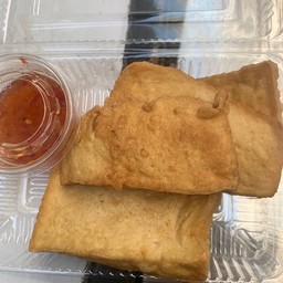 เต้าหู้ทอด 4 ชิ้น