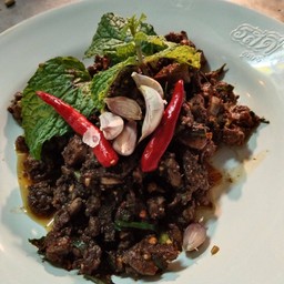 ก้อยคั่วเนื้อ