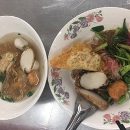 เกาเหลาน้ำ
