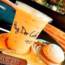 Hug Der Cafe'