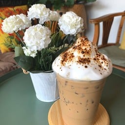 Moreish Cup Cafe