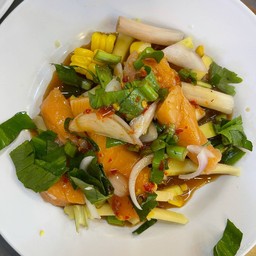 ยำแซลม่อน ปลาร้า