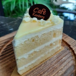 WHITE CHOCOLATE CAKE