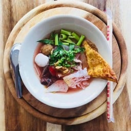 เย็นตาโฟ