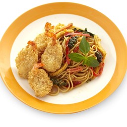 สปาเก็ตตี้ ขี้เมากุ้งกรอบ
